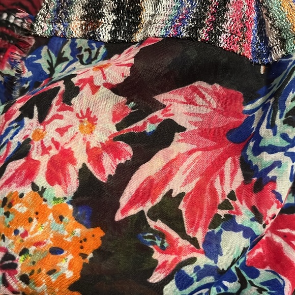 Beautiful Floral Silvery Multicolor Stripe Infinity Scarf - Picture 5 of 5